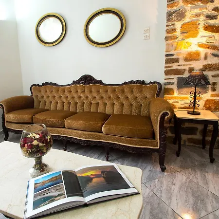 Syros Atlantis 3* Vári