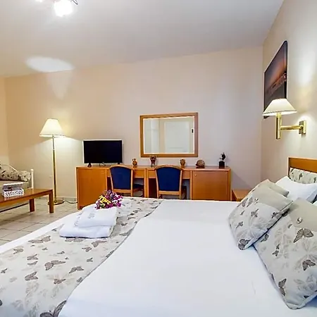 Syros Atlantis Hotel