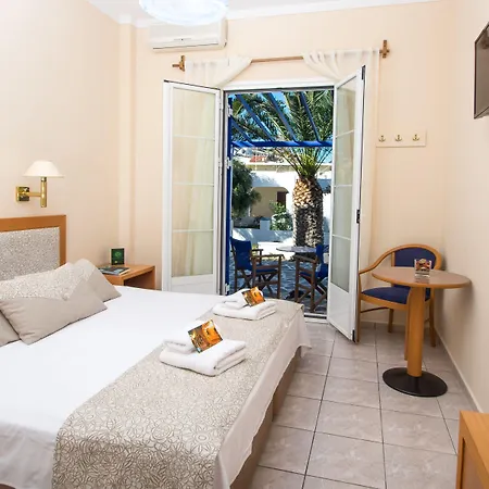 Syros Atlantis فندق Vári