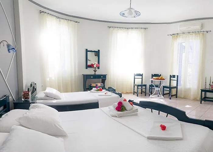 Syros Atlantis ホテル Vári