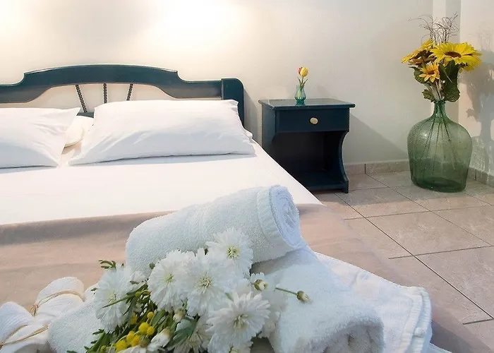 Syros Atlantis 3* Vari (Syros)